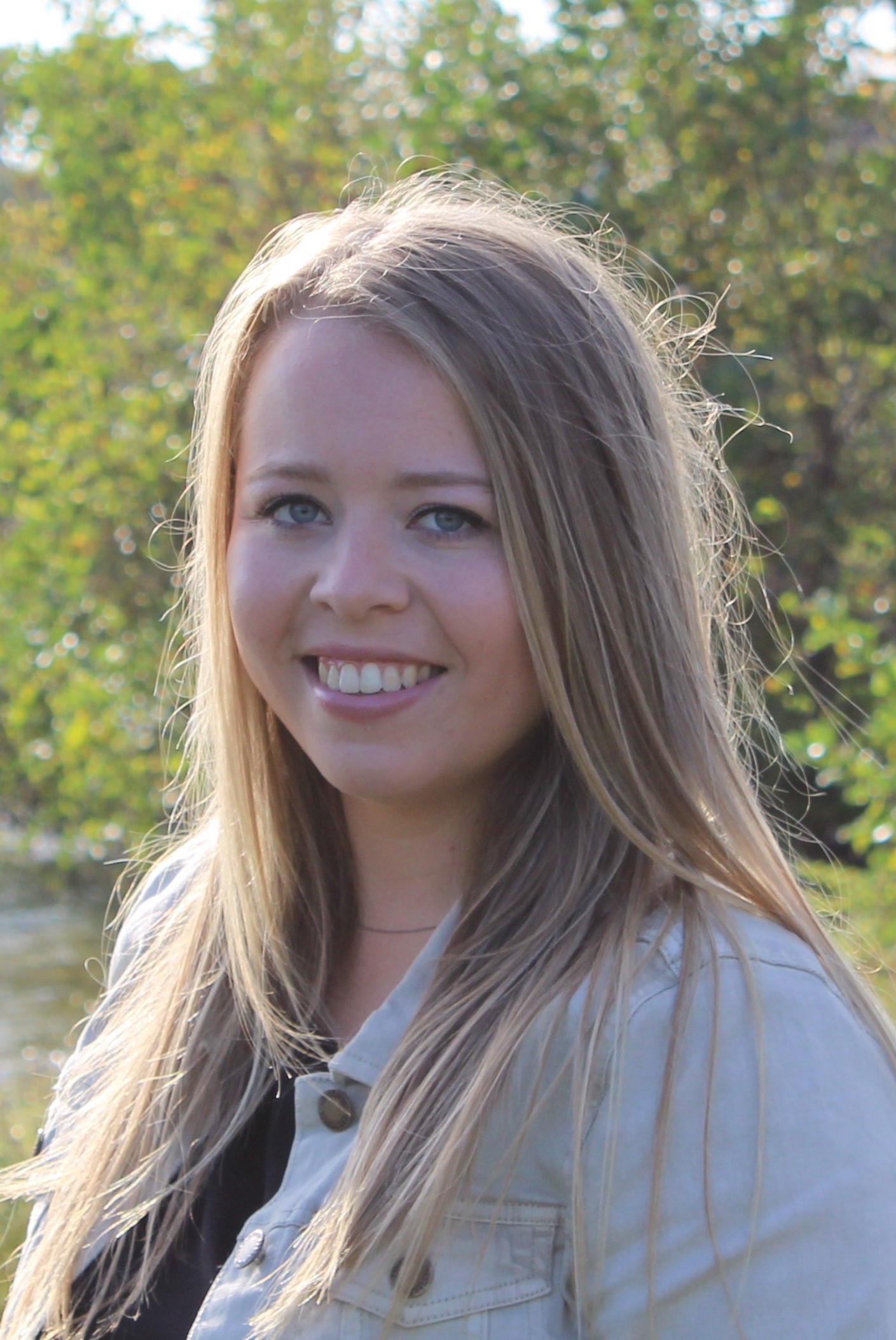 MANON KOSTRZEWSKI visual data 5